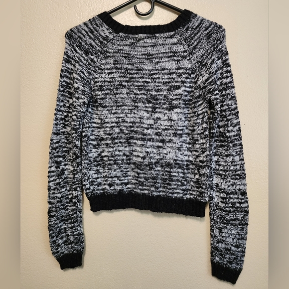 Black + White Knit Sweater Top - Picture 2 of 3